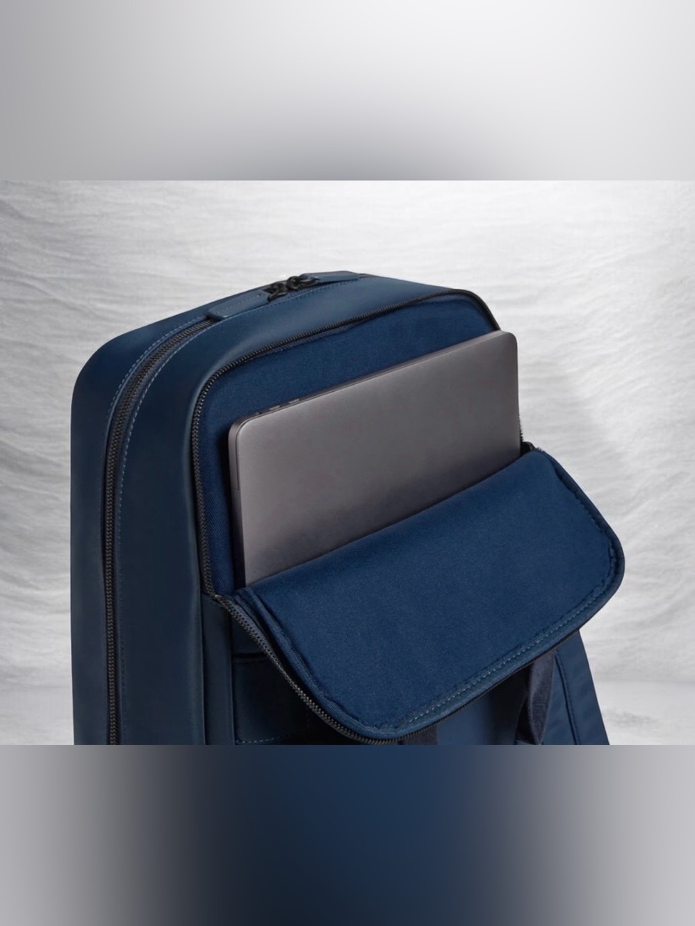 MONOS Metro Backpack In Blue with quick Snap Modular Kit System. - Picture 4 of 5